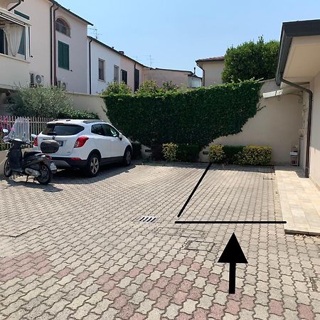 Elegante Villetta Viareggio Exteriér fotografie